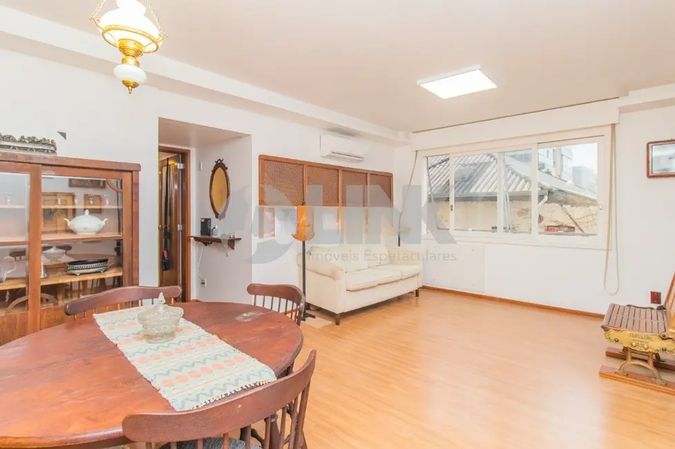 Apartamento com 3 quartos à venda, 165m2 em Moinhos de Vento, Porto Alegre - RS - imagem 9 Foto 9 de Apartamento com 3 quartos à venda, 165m2 em Moinhos de Vento, Porto Alegre - RS
