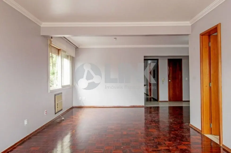 Apartamento com 3 quartos à venda, 165m2 em Moinhos de Vento, Porto Alegre - RS - imagem 5 Foto 5 de Apartamento com 3 quartos à venda, 165m2 em Moinhos de Vento, Porto Alegre - RS