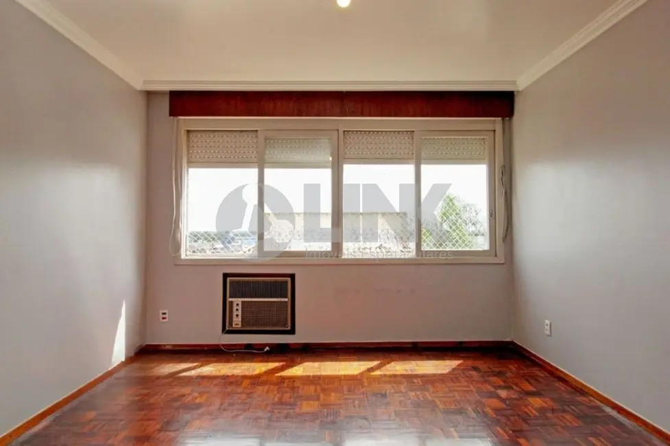 Apartamento com 3 quartos à venda, 165m2 em Moinhos de Vento, Porto Alegre - RS - imagem 3 Foto 3 de Apartamento com 3 quartos à venda, 165m2 em Moinhos de Vento, Porto Alegre - RS