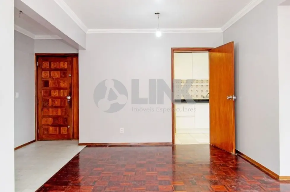 Apartamento com 3 quartos à venda, 165m2 em Moinhos de Vento, Porto Alegre - RS - imagem 6 Foto 6 de Apartamento com 3 quartos à venda, 165m2 em Moinhos de Vento, Porto Alegre - RS