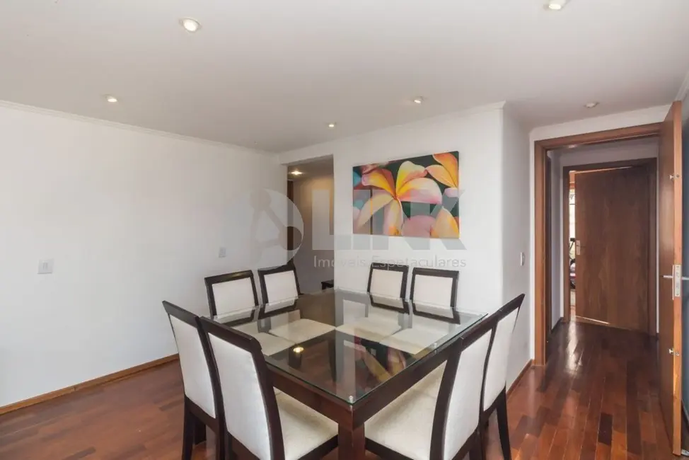 Apartamento com 3 quartos à venda, 110m2 em Moinhos de Vento, Porto Alegre - RS - imagem 7 Foto 7 de Apartamento com 3 quartos à venda, 110m2 em Moinhos de Vento, Porto Alegre - RS