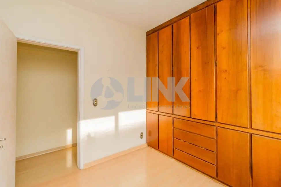 Foto 9 de Apartamento com 3 quartos à venda, 127m2 em Moinhos de Vento, Porto Alegre - RS