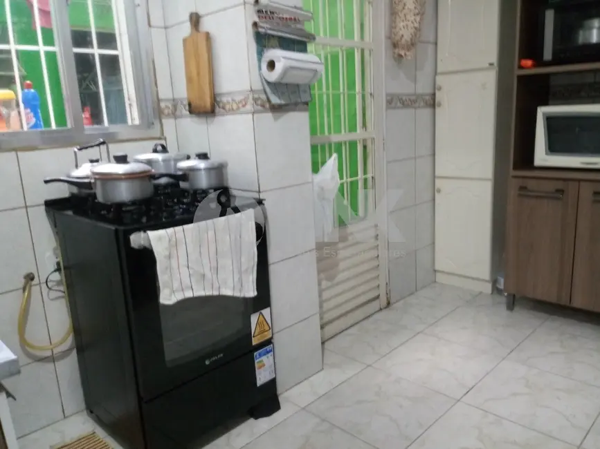 Apartamento com 2 quartos à venda, 62m2 em Menino Deus, Porto Alegre - RS - imagem 5 Foto 5 de Apartamento com 2 quartos à venda, 62m2 em Menino Deus, Porto Alegre - RS
