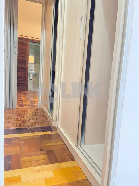 Foto 9 de Apartamento com 2 quartos à venda, 73m2 em Menino Deus, Porto Alegre - RS