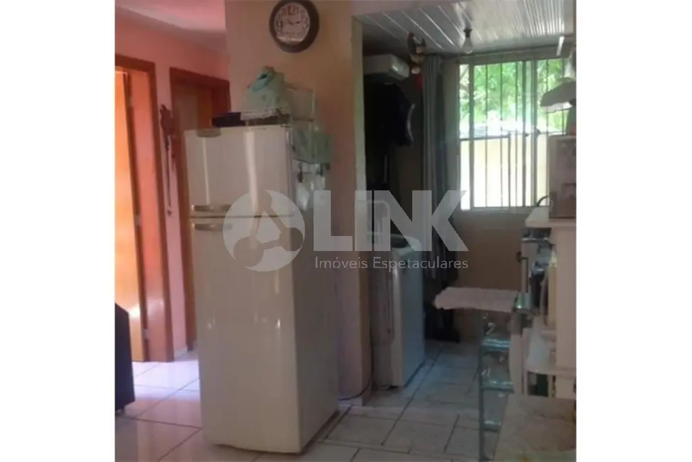 Foto 2 de Apartamento com 2 quartos à venda, 38m2 em Jardim Leopoldina, Porto Alegre - RS