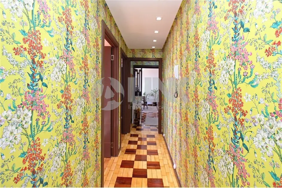 Apartamento com 3 quartos à venda, 94m2 em Independência, Porto Alegre - RS - imagem 6 Foto 6 de Apartamento com 3 quartos à venda, 94m2 em Independência, Porto Alegre - RS