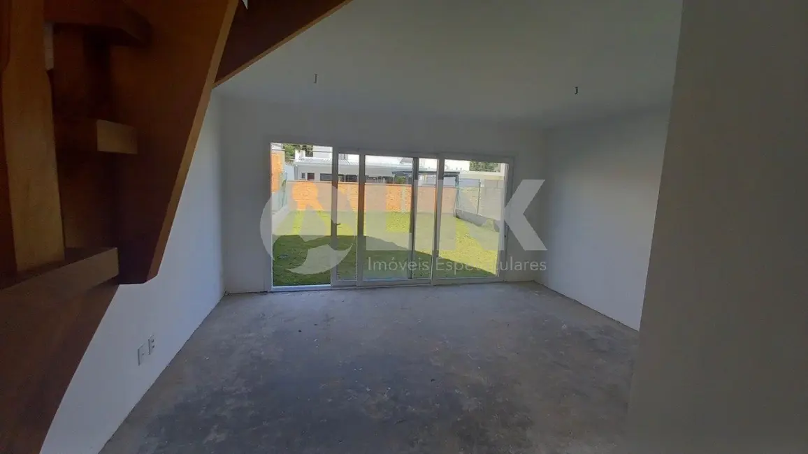 Casa de Condomínio com 3 quartos à venda, 99m2 em Lomba do Pinheiro, Porto Alegre - RS - imagem 3 Foto 3 de Casa de Condomínio com 3 quartos à venda, 99m2 em Lomba do Pinheiro, Porto Alegre - RS