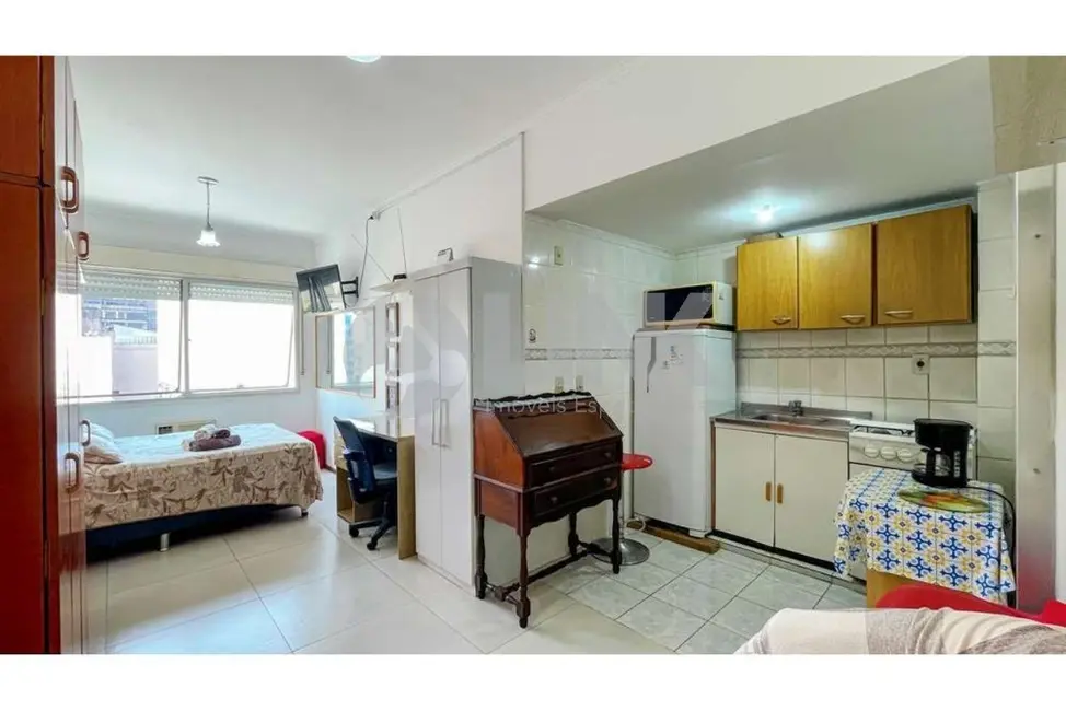 Apartamento com 1 quarto à venda, 24m2 em Centro Histórico, Porto Alegre - RS - imagem 1 Foto 1 de Apartamento com 1 quarto à venda, 24m2 em Centro Histórico, Porto Alegre - RS