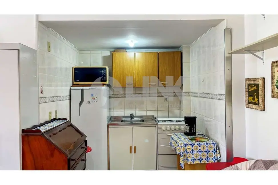 Apartamento com 1 quarto à venda, 24m2 em Centro Histórico, Porto Alegre - RS - imagem 2 Foto 2 de Apartamento com 1 quarto à venda, 24m2 em Centro Histórico, Porto Alegre - RS