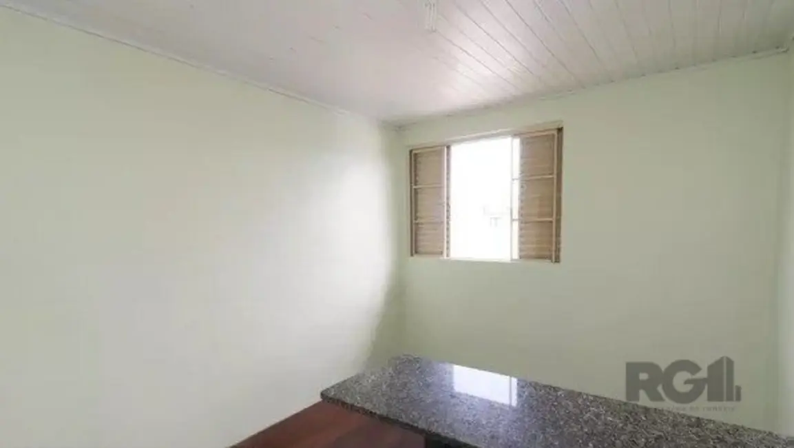 Foto 2 de Apartamento com 1 quarto à venda, 43m2 em Rubem Berta, Porto Alegre - RS