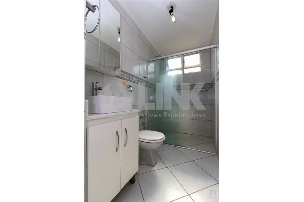 Apartamento com 2 quartos à venda, 77m2 em Santa Cecília, Porto Alegre - RS - imagem 9 Foto 9 de Apartamento com 2 quartos à venda, 77m2 em Santa Cecília, Porto Alegre - RS