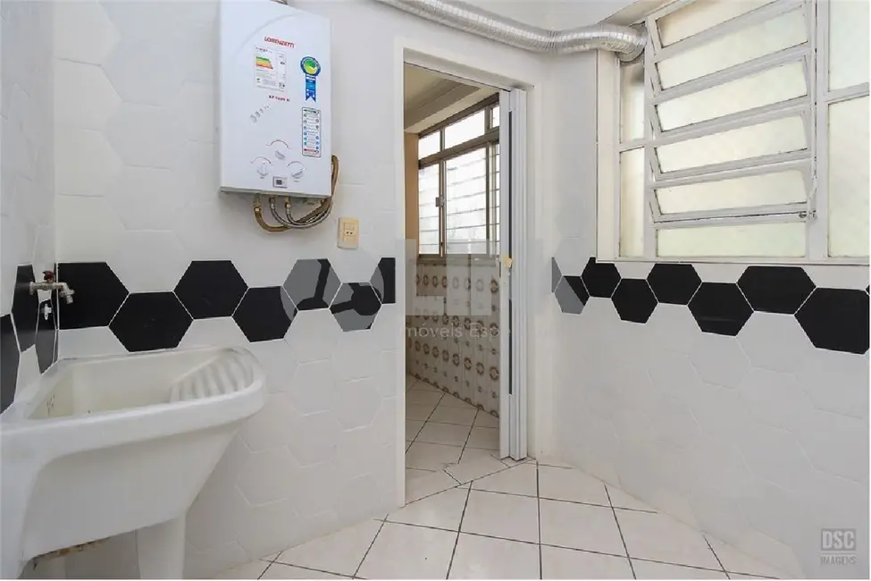 Apartamento com 2 quartos à venda, 77m2 em Santa Cecília, Porto Alegre - RS - imagem 7 Foto 7 de Apartamento com 2 quartos à venda, 77m2 em Santa Cecília, Porto Alegre - RS