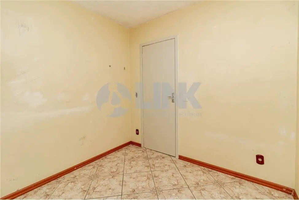Apartamento com 2 quartos à venda, 52m2 em Santo Antônio, Porto Alegre - RS - imagem 7 Foto 7 de Apartamento com 2 quartos à venda, 52m2 em Santo Antônio, Porto Alegre - RS
