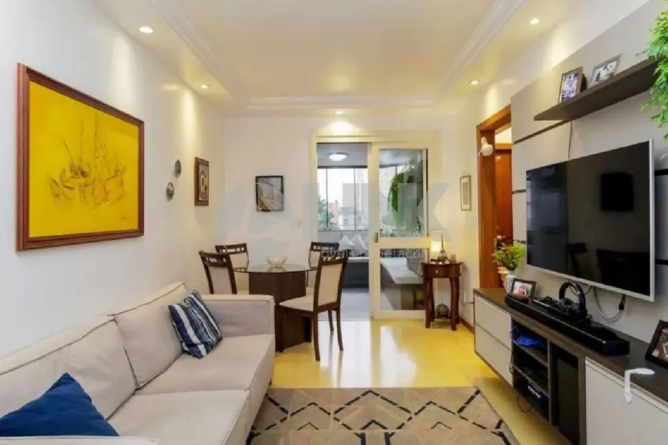 Foto 2 de Apartamento com 2 quartos à venda, 75m2 em Santana, Porto Alegre - RS