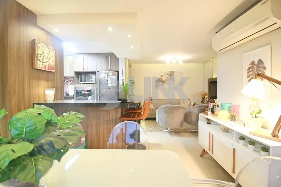 Foto 2 de Apartamento com 3 quartos à venda, 74m2 em Cristo Redentor, Porto Alegre - RS