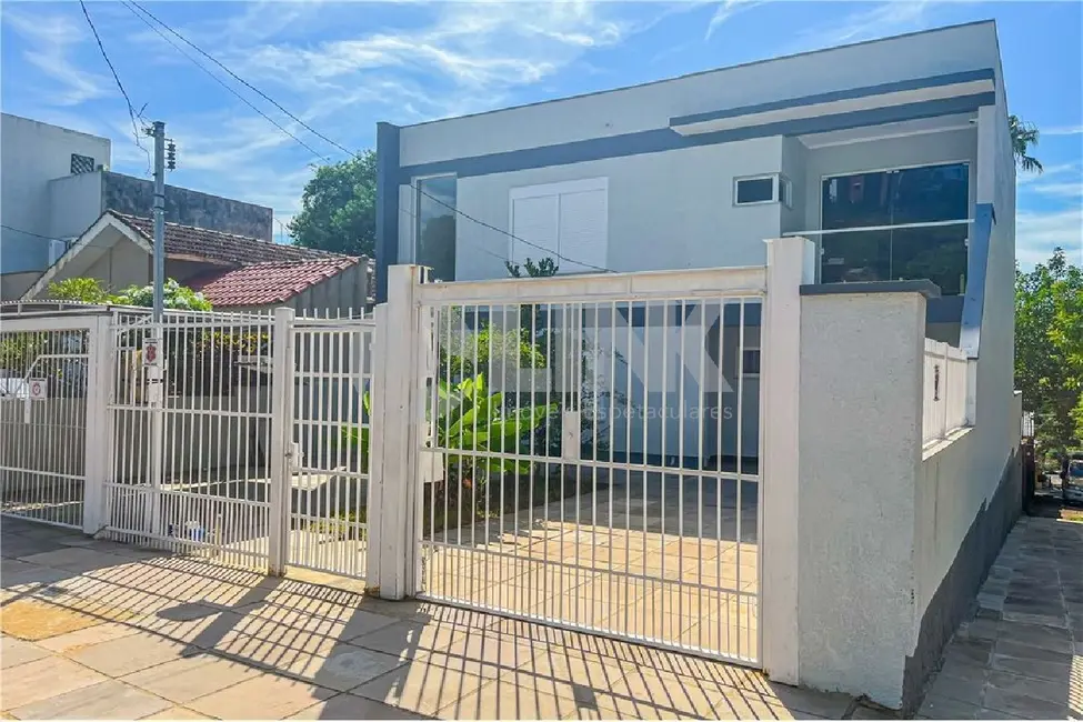 Foto 1 de Casa com 3 quartos à venda, 240m2 em Jardim Sabará, Porto Alegre - RS