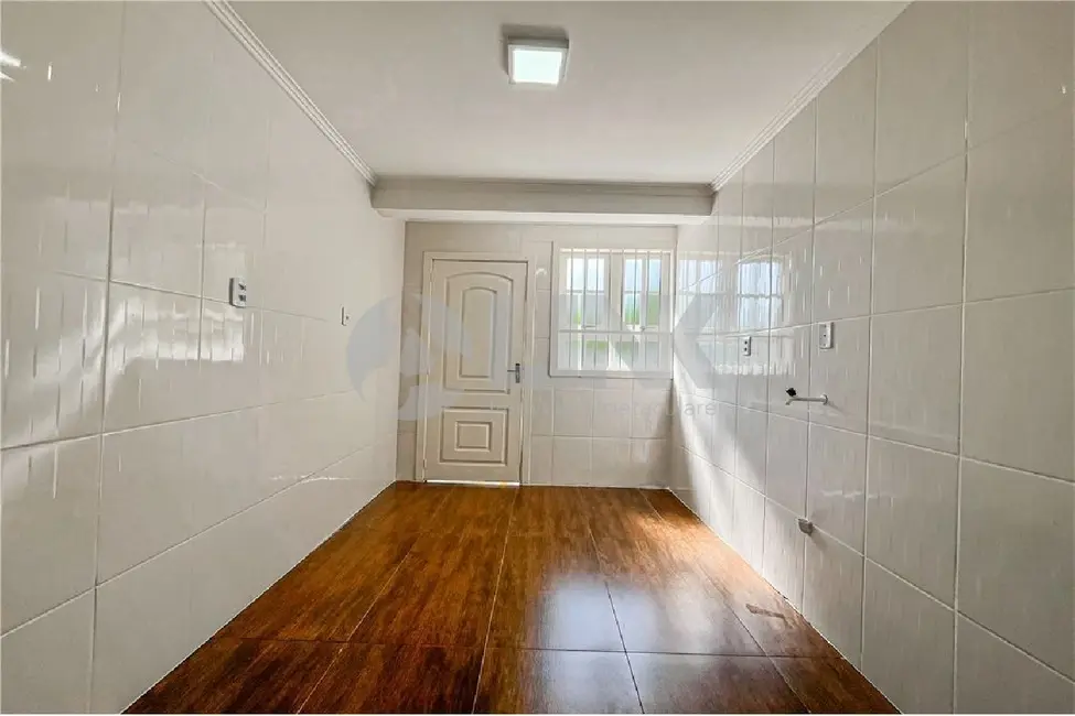 Casa com 3 quartos à venda, 240m2 em Jardim Sabará, Porto Alegre - RS - imagem 3 Foto 3 de Casa com 3 quartos à venda, 240m2 em Jardim Sabará, Porto Alegre - RS