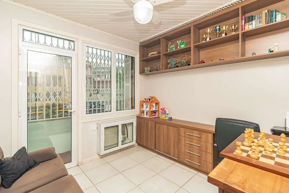 Apartamento com 3 quartos à venda, 100m2 em Petrópolis, Porto Alegre - RS - imagem 6 Foto 6 de Apartamento com 3 quartos à venda, 100m2 em Petrópolis, Porto Alegre - RS