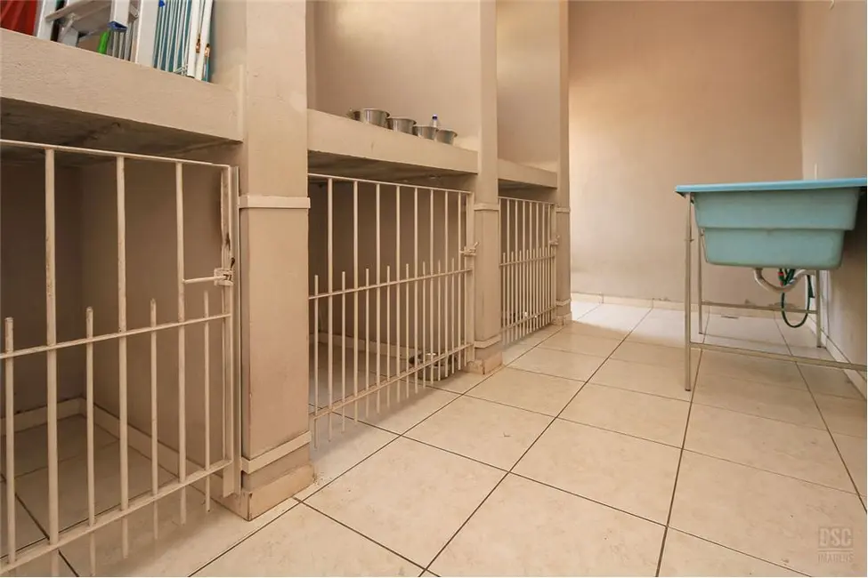 Casa com 4 quartos à venda, 53m2 em Teresópolis, Porto Alegre - RS - imagem 4 Foto 4 de Casa com 4 quartos à venda, 53m2 em Teresópolis, Porto Alegre - RS