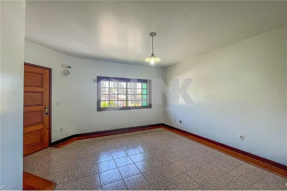 Casa com 4 quartos à venda, 224m2 em Vila Ipiranga, Porto Alegre - RS - imagem 5 Foto 5 de Casa com 4 quartos à venda, 224m2 em Vila Ipiranga, Porto Alegre - RS