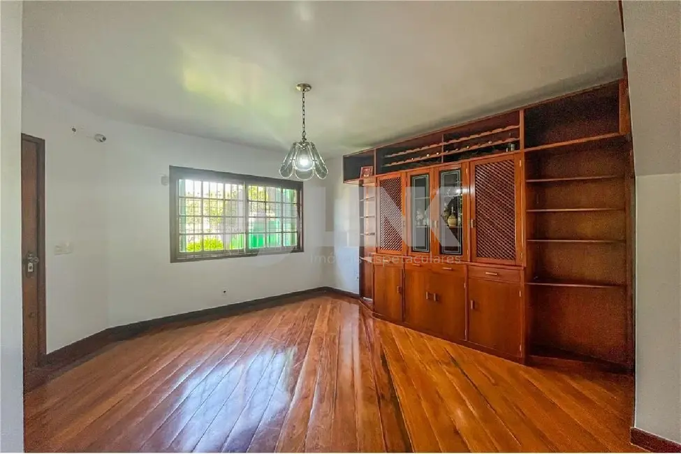 Casa com 4 quartos à venda, 224m2 em Vila Ipiranga, Porto Alegre - RS - imagem 3 Foto 3 de Casa com 4 quartos à venda, 224m2 em Vila Ipiranga, Porto Alegre - RS