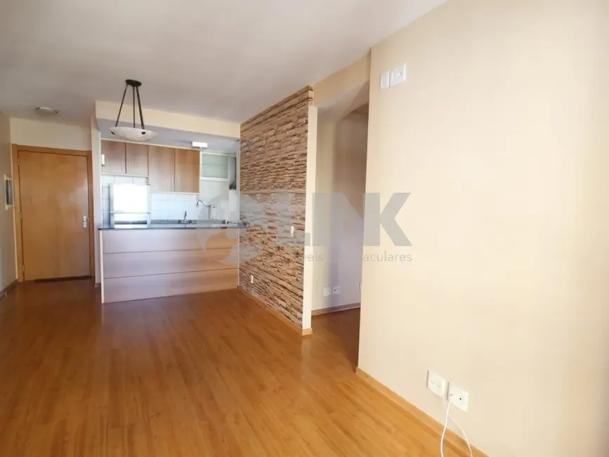 Foto 5 de Apartamento com 2 quartos à venda, 72m2 em Passo da Areia, Porto Alegre - RS