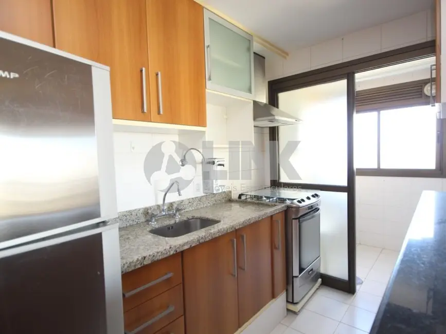 Foto 7 de Apartamento com 2 quartos à venda, 72m2 em Passo da Areia, Porto Alegre - RS
