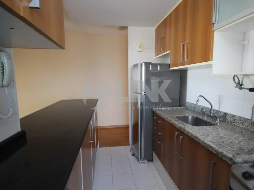 Foto 8 de Apartamento com 2 quartos à venda, 72m2 em Passo da Areia, Porto Alegre - RS