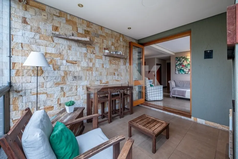 Foto 7 de Apartamento com 3 quartos à venda, 117m2 em Petrópolis, Porto Alegre - RS