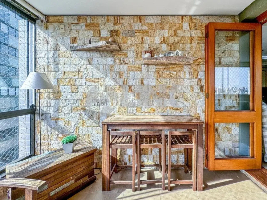 Foto 8 de Apartamento com 3 quartos à venda, 117m2 em Petrópolis, Porto Alegre - RS