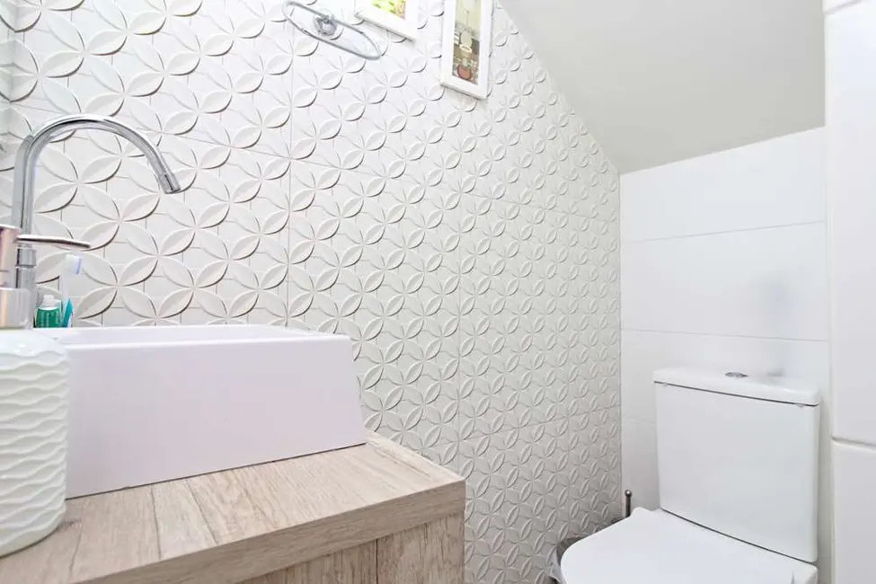 Casa com 2 quartos à venda, 320m2 em Partenon, Porto Alegre - RS - imagem 6 Foto 6 de Casa com 2 quartos à venda, 320m2 em Partenon, Porto Alegre - RS