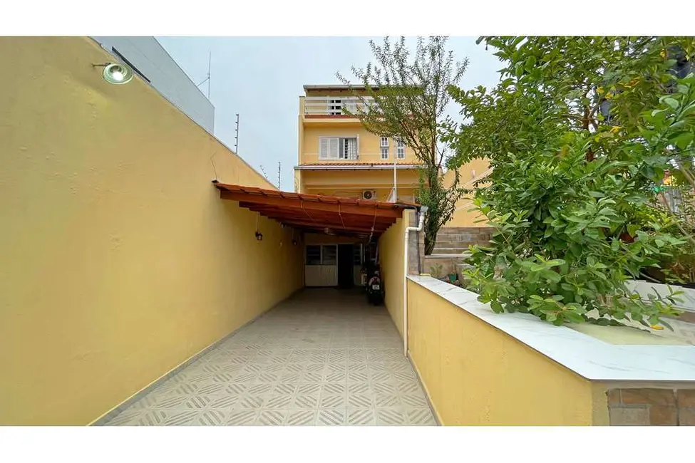 Casa com 2 quartos à venda, 320m2 em Partenon, Porto Alegre - RS - imagem 8 Foto 8 de Casa com 2 quartos à venda, 320m2 em Partenon, Porto Alegre - RS