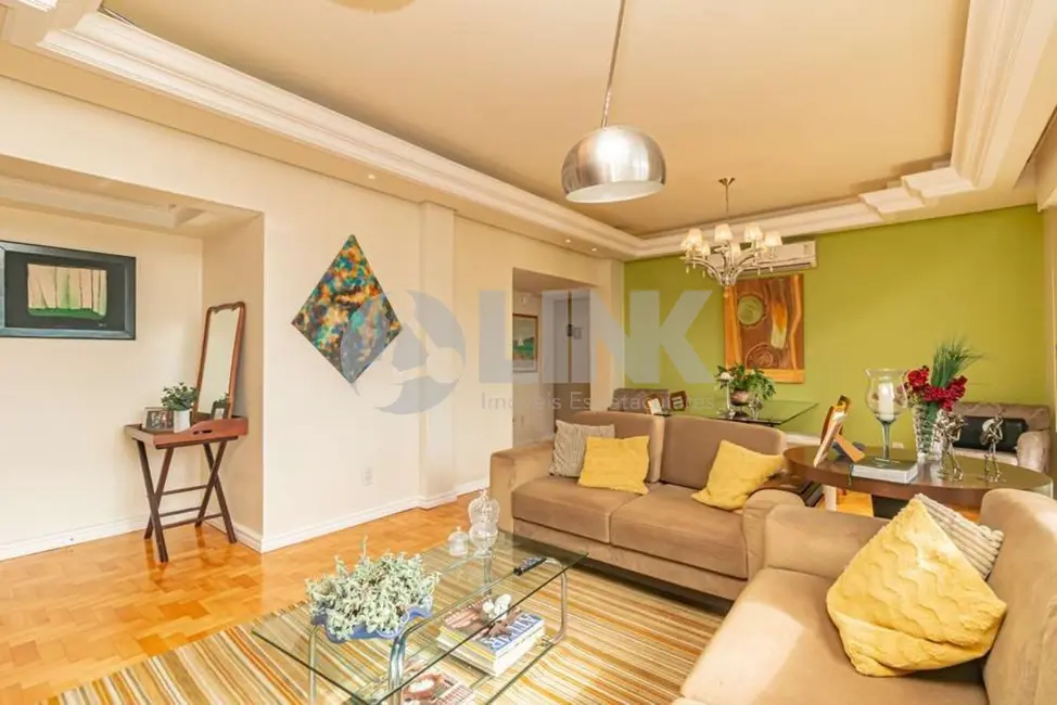 Apartamento com 3 quartos à venda, 113m2 em Petrópolis, Porto Alegre - RS - imagem 4 Foto 4 de Apartamento com 3 quartos à venda, 113m2 em Petrópolis, Porto Alegre - RS