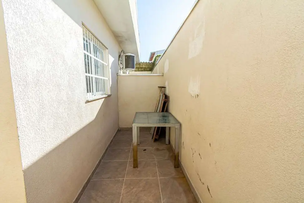 Casa com 2 quartos à venda, 52m2 em Igara, Canoas - RS - imagem 3 Foto 3 de Casa com 2 quartos à venda, 52m2 em Igara, Canoas - RS