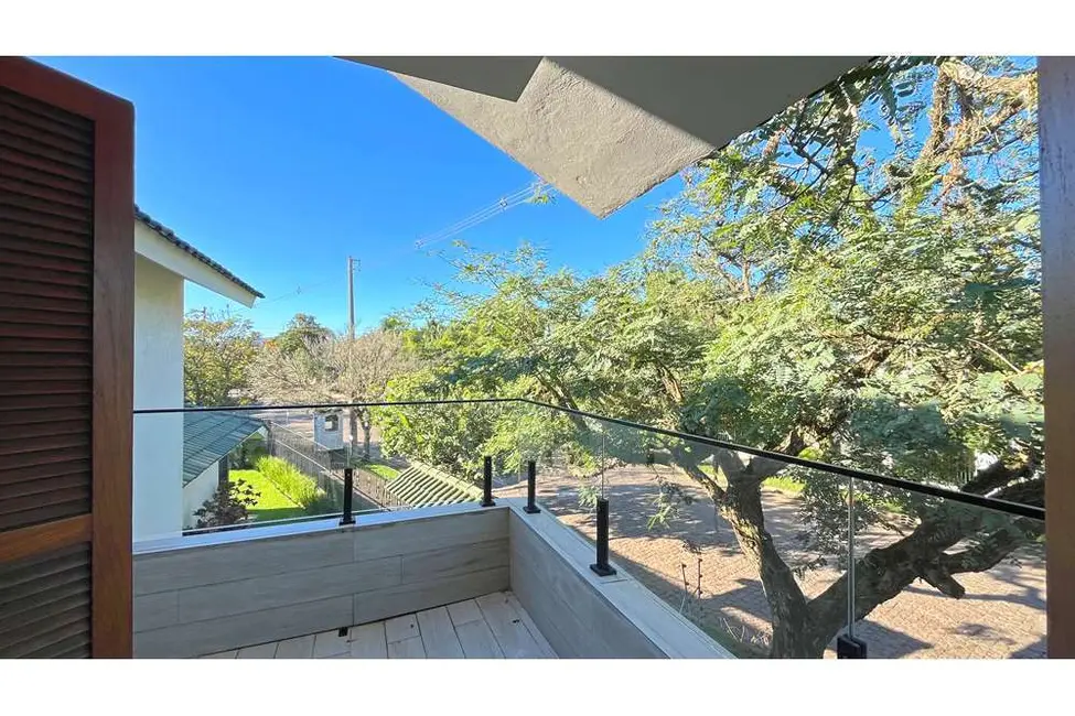 Foto 5 de Casa com 4 quartos à venda, 300m2 em Ipanema, Porto Alegre - RS