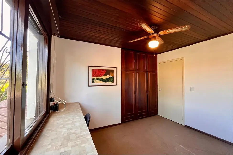 Foto 4 de Casa com 3 quartos à venda, 300m2 em Jardim Carvalho, Porto Alegre - RS