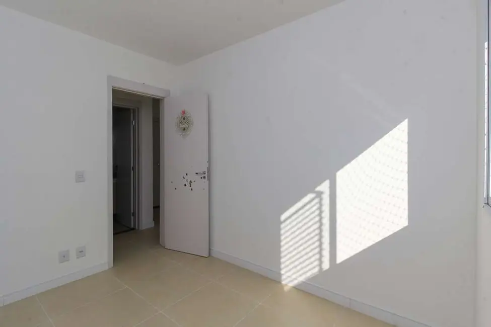 Foto 2 de Apartamento com 2 quartos à venda, 58m2 em Vila Nova, Porto Alegre - RS