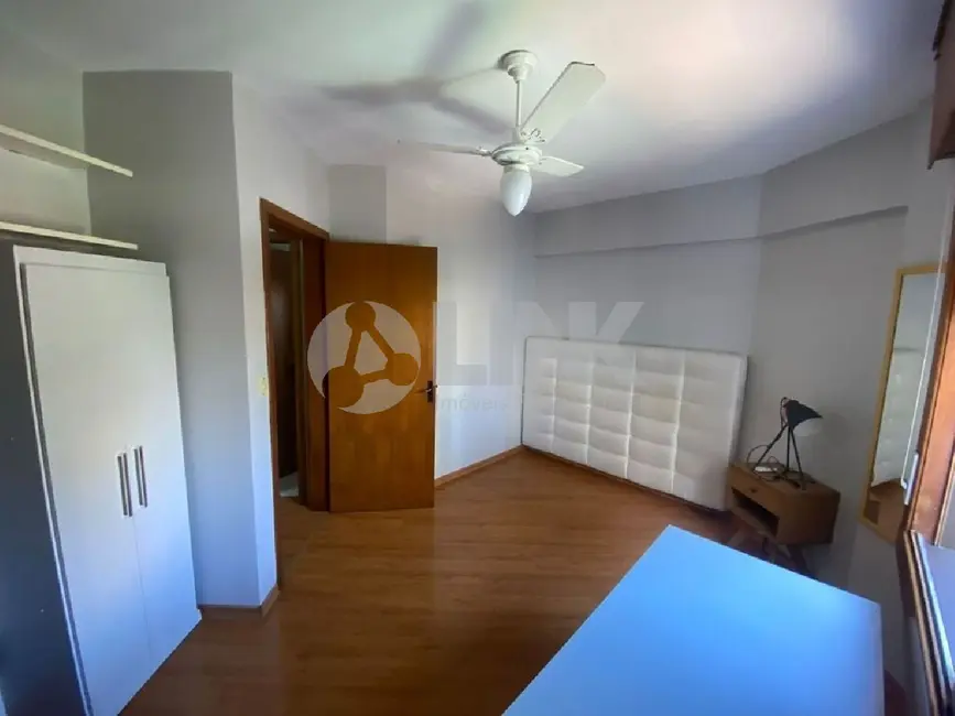 Apartamento com 2 quartos à venda, 63m2 em Menino Deus, Porto Alegre - RS - imagem 7 Foto 7 de Apartamento com 2 quartos à venda, 63m2 em Menino Deus, Porto Alegre - RS