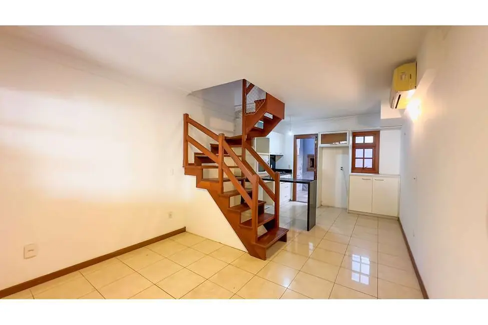 Casa de Condomínio com 3 quartos à venda, 95m2 em Vila Conceição, Porto Alegre - RS - imagem 1 Foto 1 de Casa de Condomínio com 3 quartos à venda, 95m2 em Vila Conceição, Porto Alegre - RS