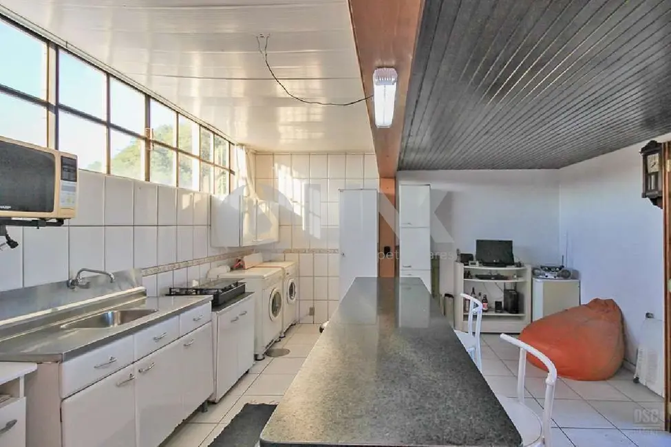 Apartamento com 2 quartos à venda, 92m2 em Azenha, Porto Alegre - RS - imagem 9 Foto 9 de Apartamento com 2 quartos à venda, 92m2 em Azenha, Porto Alegre - RS