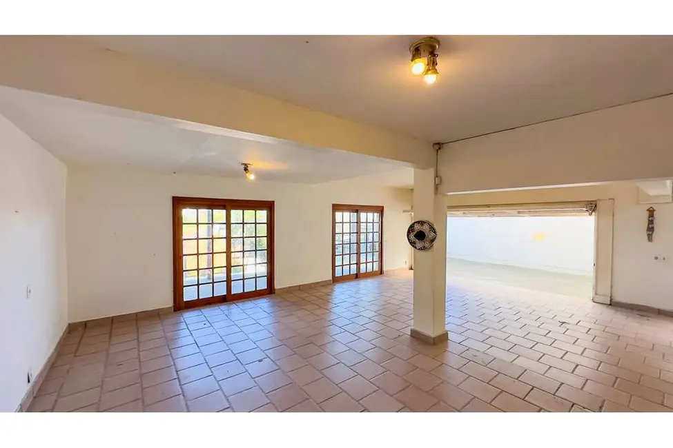 Foto 2 de Casa com 4 quartos à venda, 394m2 em Vila Assunção, Porto Alegre - RS