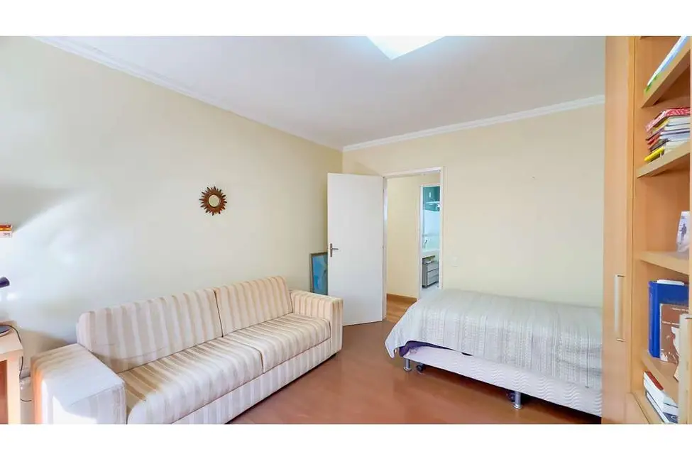 Foto 5 de Casa com 4 quartos à venda, 394m2 em Vila Assunção, Porto Alegre - RS