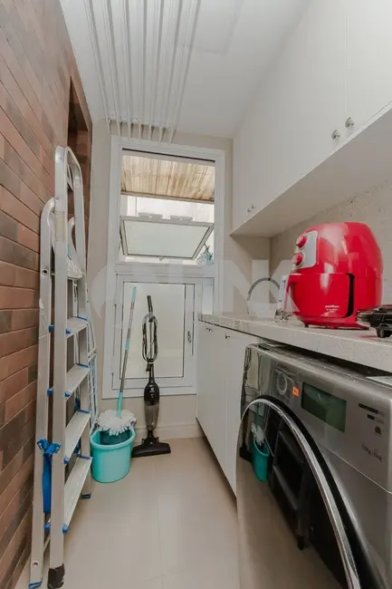 Apartamento com 3 quartos à venda, 80m2 em Boa Vista, Porto Alegre - RS - imagem 5 Foto 5 de Apartamento com 3 quartos à venda, 80m2 em Boa Vista, Porto Alegre - RS