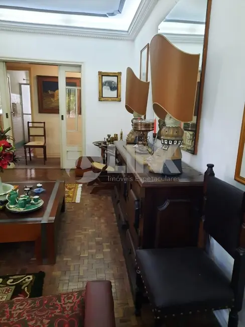 Apartamento com 3 quartos à venda, 220m2 em Moinhos de Vento, Porto Alegre - RS - imagem 7 Foto 7 de Apartamento com 3 quartos à venda, 220m2 em Moinhos de Vento, Porto Alegre - RS