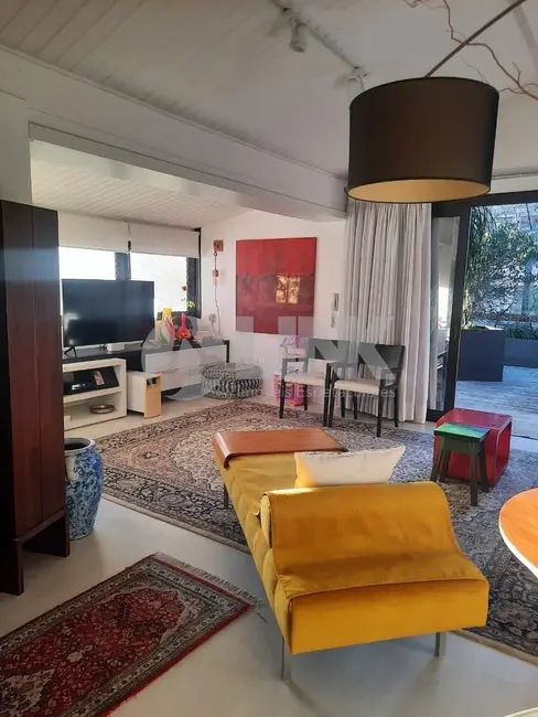 Foto 9 de Apartamento com 2 quartos à venda, 185m2 em Mont Serrat, Porto Alegre - RS