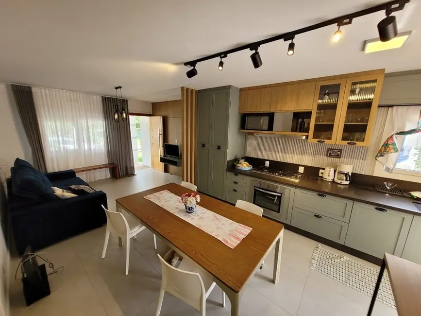 Casa com 3 quartos à venda, 114m2 em Tramandai - RS - imagem 1 Foto 1 de Casa com 3 quartos à venda, 114m2 em Tramandai - RS