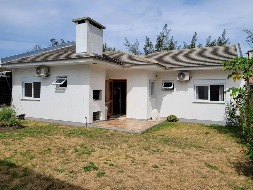 Casa com 3 quartos à venda, 114m2 em Tramandai - RS - imagem 4 Foto 4 de Casa com 3 quartos à venda, 114m2 em Tramandai - RS