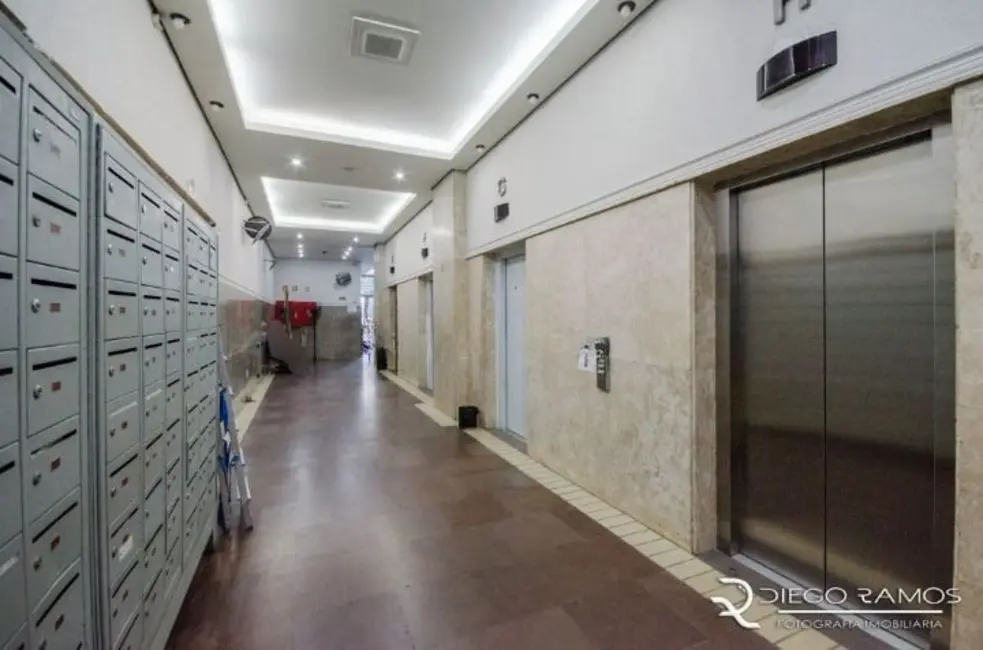 Foto 5 de Sala Comercial à venda, 32m2 em Centro Histórico, Porto Alegre - RS