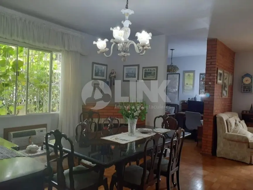 Foto 3 de Casa com 3 quartos à venda, 180m2 em Tristeza, Porto Alegre - RS