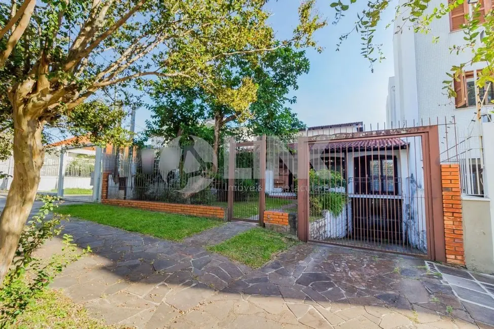 Foto 1 de Casa com 4 quartos à venda, 200m2 em Tristeza, Porto Alegre - RS